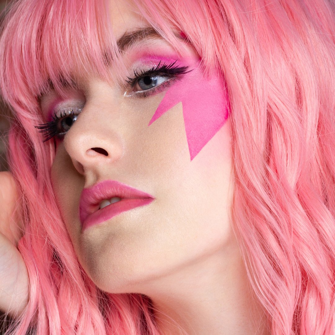 Graphic makeup is trending! 

Look back to previous eras for inspiration, like we did for this 80's Jem &amp; the Holograms shoot. 
Learn more about makeup history  &amp; trends at Industry Makeup Academy. Link in bio. 

Model: Lauren Lucas - @llaurenllucas
MUA: Renelyn Thomas - <a href="/makeupb/">MakeupByME</a>