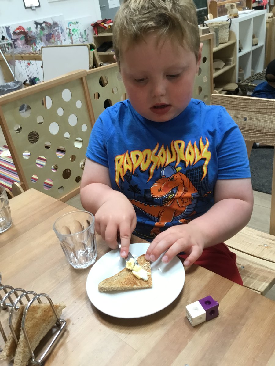 MenstrieELC's tweet photo. Providing quality snack times with our children.
Encouraging independence and creating quality experiences, ensuring a caring and positive social experience.
“I did it myself, I made my own toast”
#imageofthechild #careinspectorateQI1.1 #skillsforlife
@ClacksELC https://t.co/vbMHSjqUX7