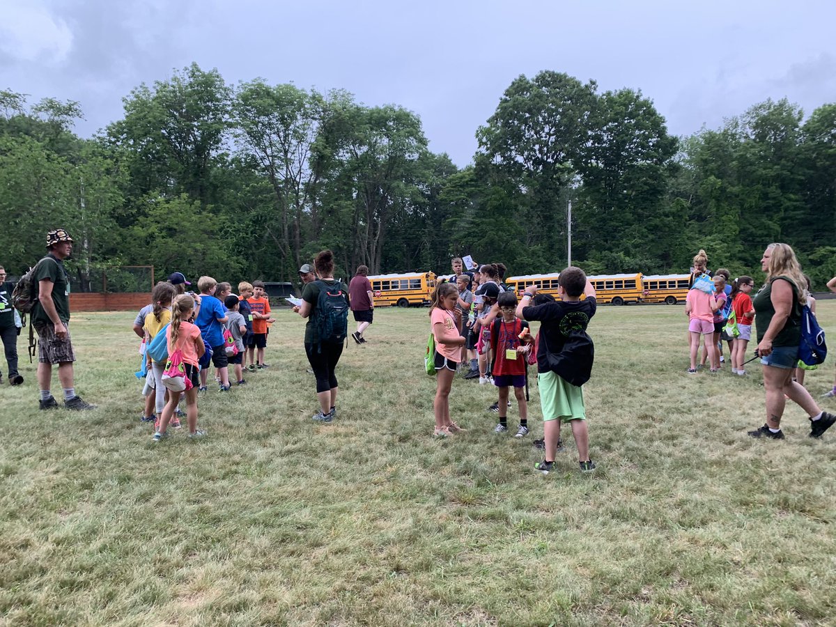 WMScienceIA's tweet image. The rain waited until our Explorers were ready to board the bus.  What a GREAT WEEK!!  Thank you to all of our parents for sharing your most precious little people with us!! @daniel_novak_WM @WestMilfordSupt