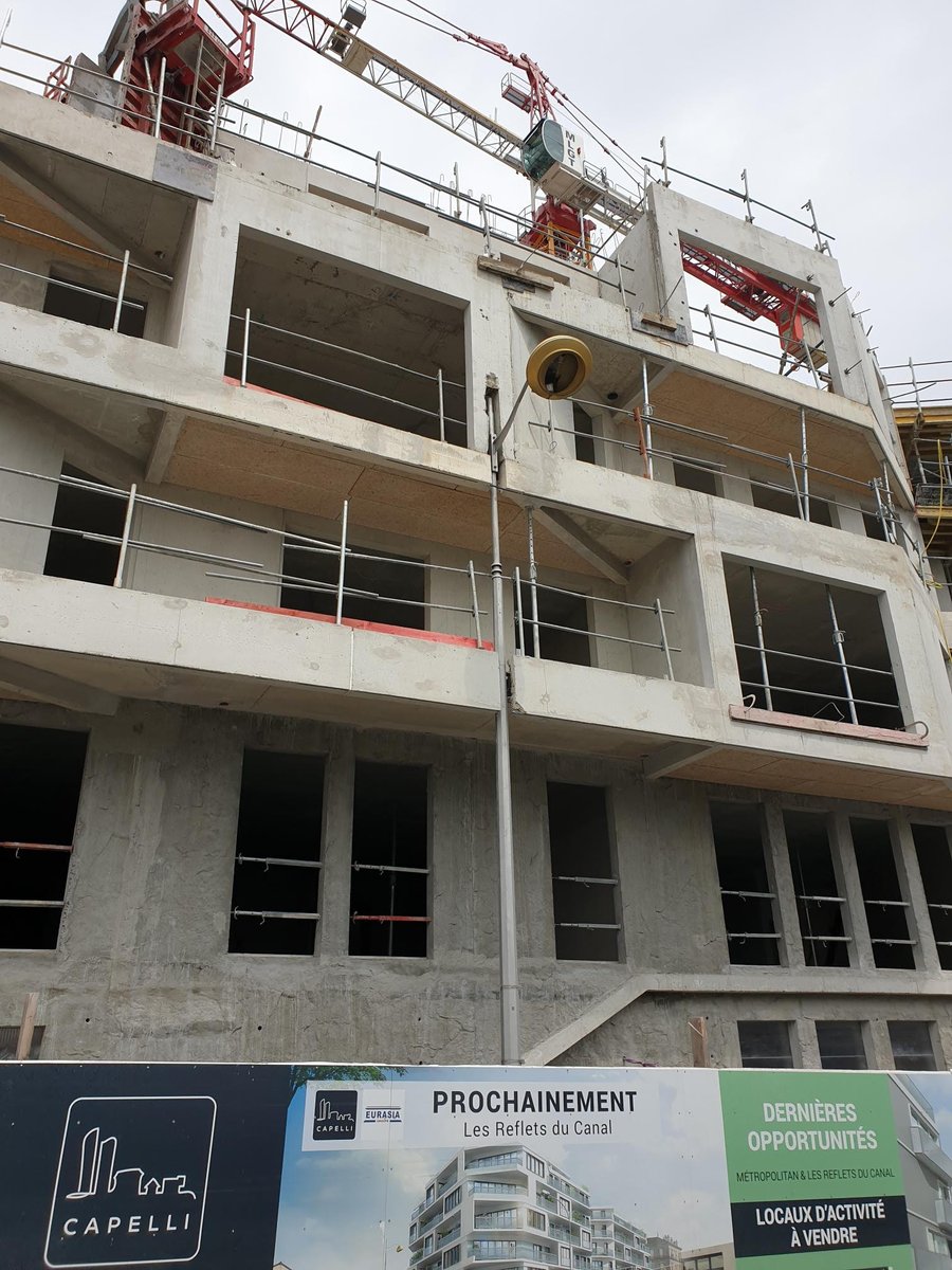 hello <a href="/aubervilliers93/">Aubervilliers</a> et <a href="/Capelli_Immo/">Capelli Immobilier</a>, c'est sûr qu'ainsi on va bien les voir les "reflets du canal"