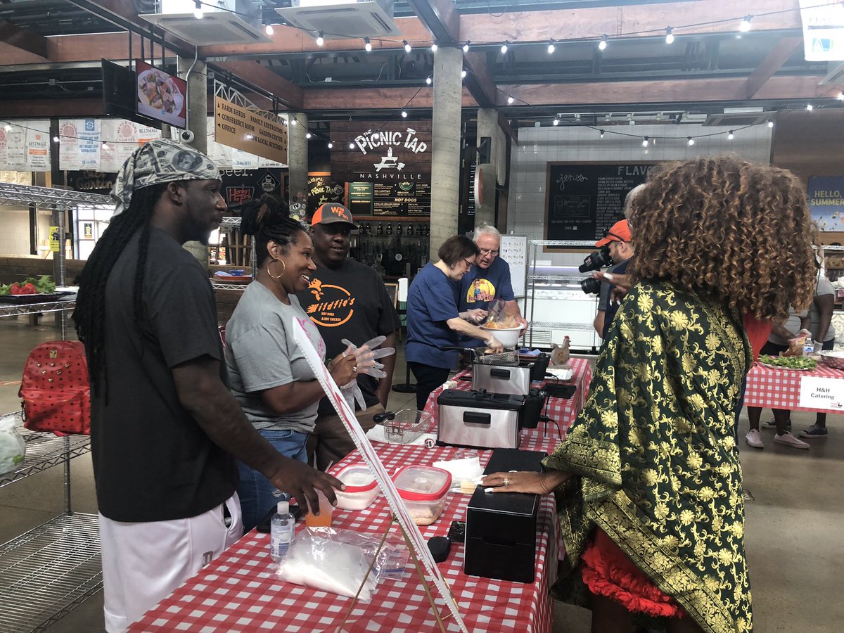 Amateur Cooking Competition @nashfarmmarket #TeamWildfie’s cookin’ it up!