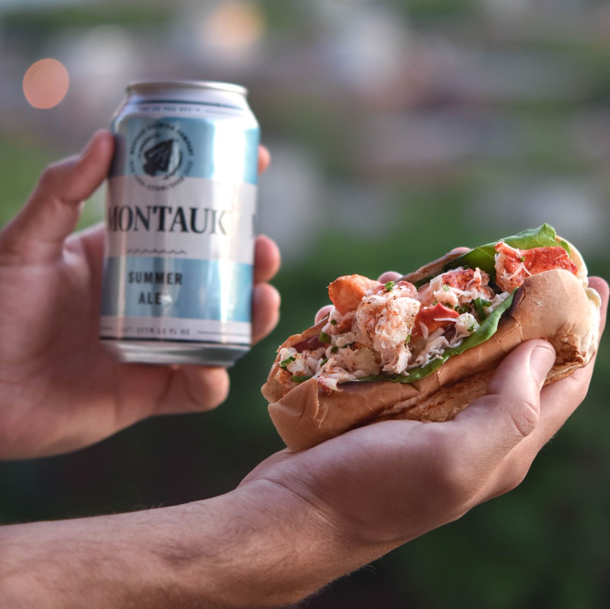Let the lobster ROLL with you this weekend 🦞🦞🦞 - all the way to your rooftop! 🎆
~ Order online in bio ~