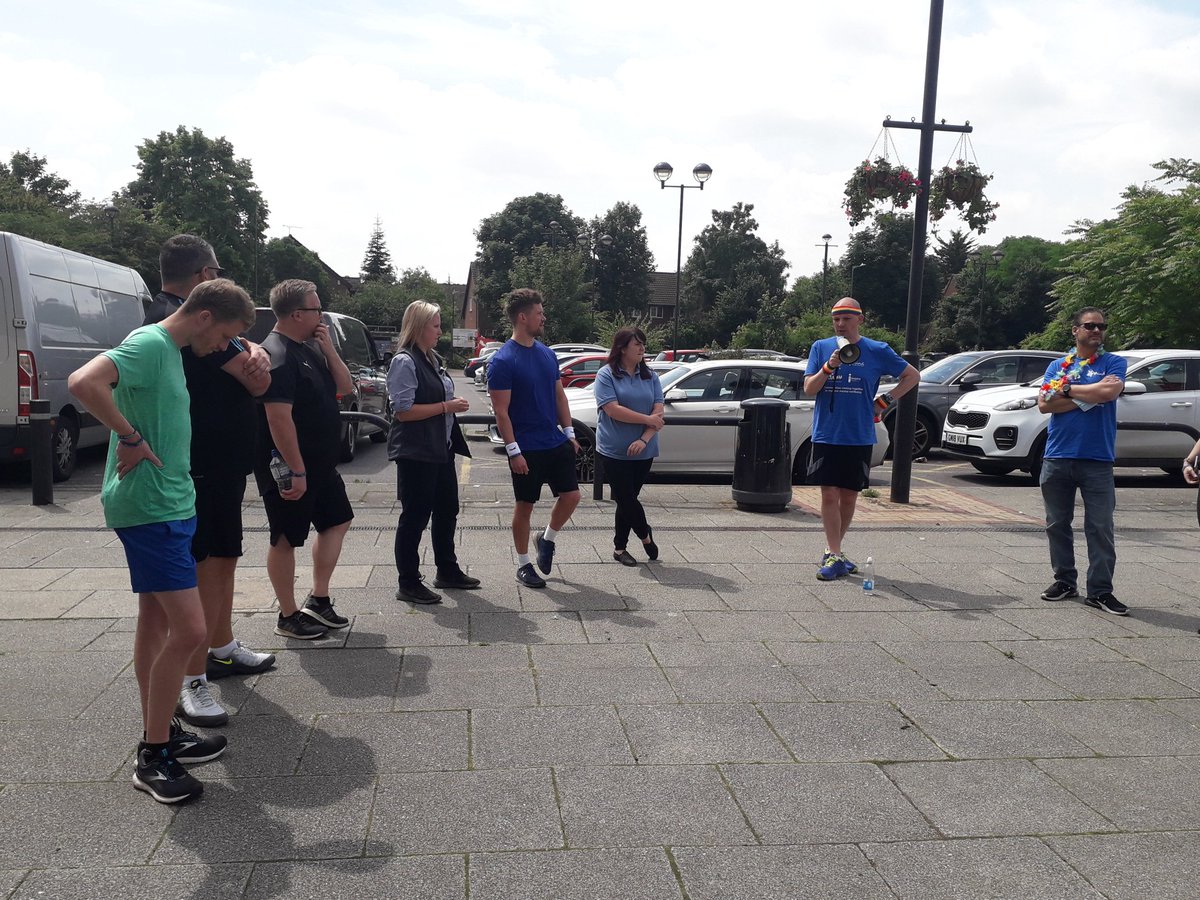 Honoured to be a part of the #millionpoundmile with <a href="/PeterBatt3/">Peter Batt</a> day 4 running with SO0405! Great turn out and adds to the money we raised last year jumping out of an aeroplane! <a href="/CarlyMuggivan20/">Carly Muggivan</a> <a href="/HawVicky/">Vicky Haw</a>