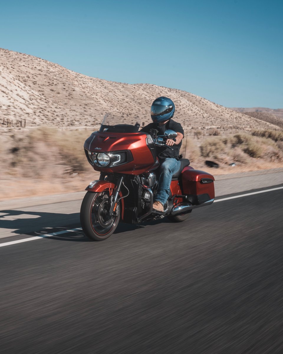indianmotocycle's tweet image. Plan a ride and connect with the open road like 5x consecutive @CrossFitGames champion @MathewFras, and 25x world record-holding powerlifter @stefi_cohen. #IndianChallenger #IndianChieftain

Photos by @seanmacdonald
#indianmotorcycle