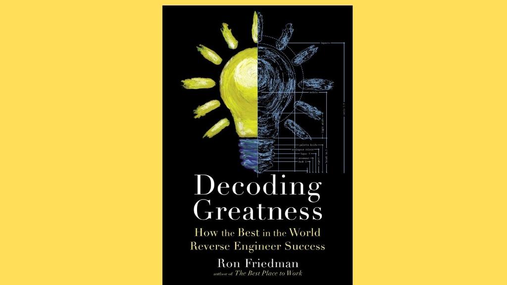 SimonBooks's tweet photo. "A much-needed handbook for learning how success really happens. Read this book if you want to upgrade from working hard to actually producing results that matter." #CalNewport on #DecodingGreatness by @RonFriedman 

More: https://t.co/saylBDC2pq https://t.co/KAt9fnGgxp
