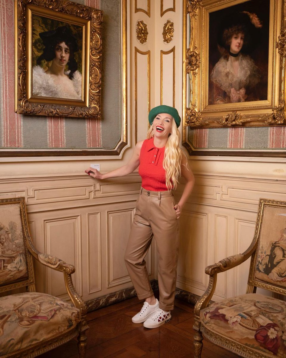 #NataliaOreiro en su Instagram Oficial

Mon amour🖤

instagram.com/p/CQvpNjahnBT/…