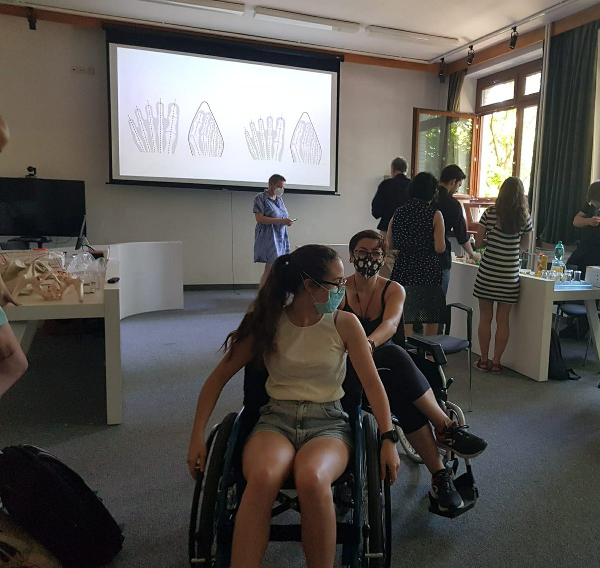 Vickabct tweet media