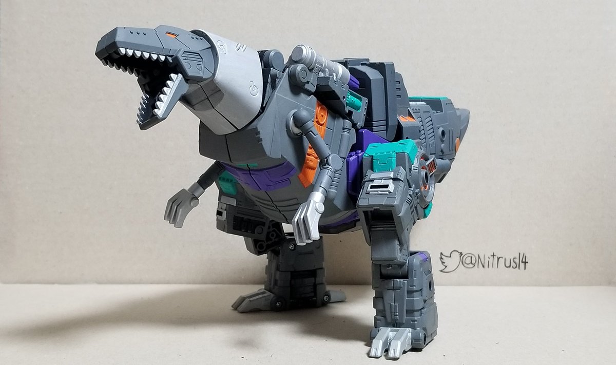 シャッタードグラス グリムロック!!!!! でかくて塗るの大変だったけど