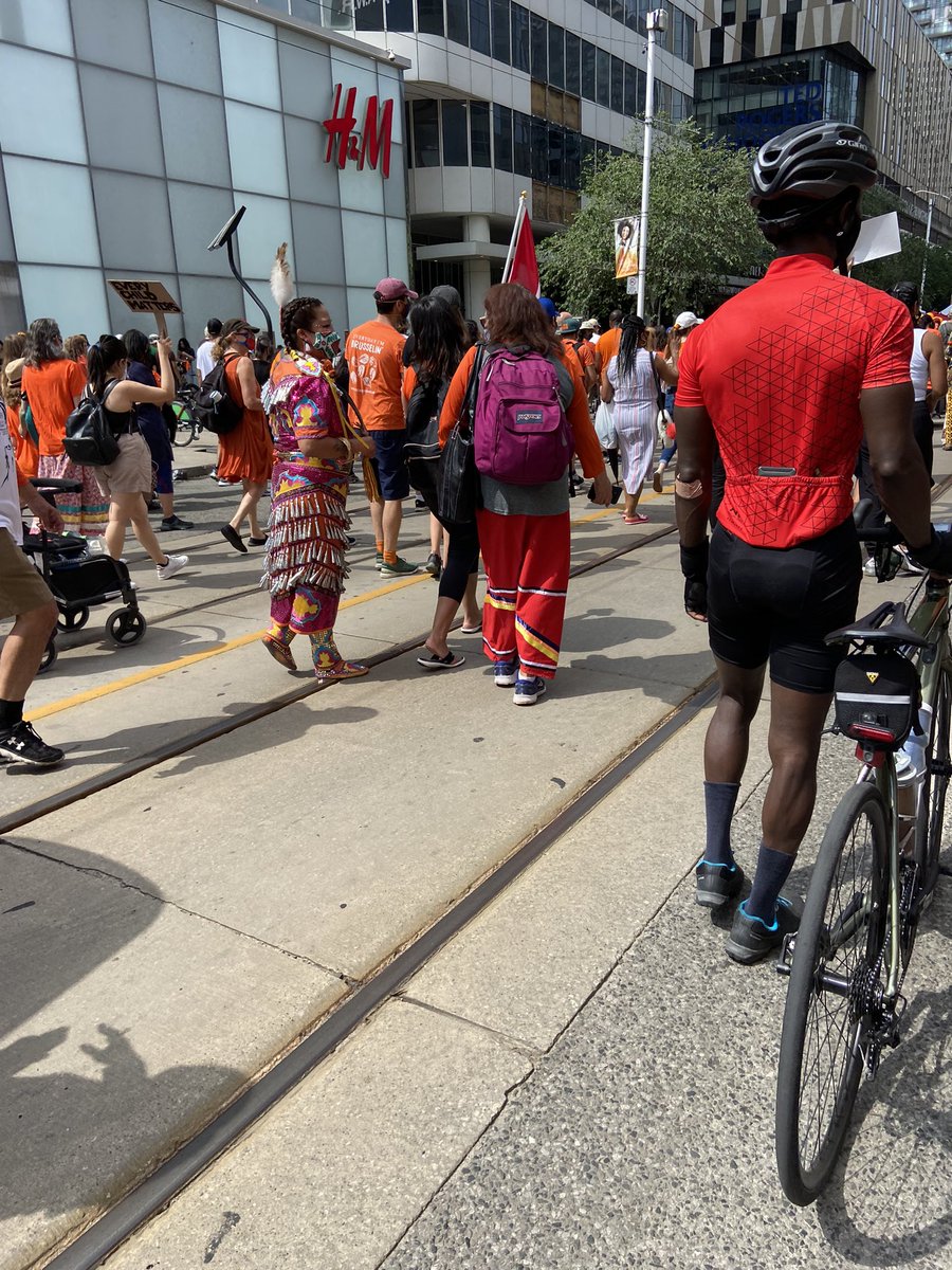 MsMandaAndrews's tweet photo. Standing with our Indigenous people’s today. #everychildmatters #indigenousally #IndigenousPeoples https://t.co/VTB5K6pveG