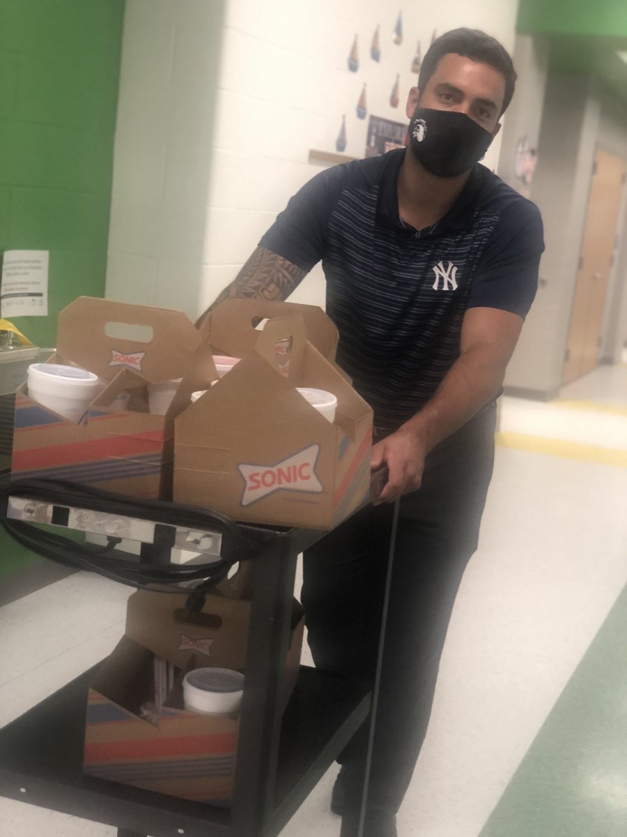 rachelandress's tweet photo. It’s a @sonicdrivein  woot woot cart day @AESTigers1 !!  Mr. Rodriguez is our amazing intern from @Pinecrest_MCS  @Stefanie_C_P  #championsforstudents #wootwoot #summeracademy2021 https://t.co/fk2wW4ECQV