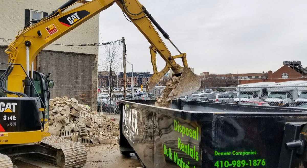 JobsiteSuccess's tweet photo. Love live load

#rolloff #dumpsters #maryland #marylandcontractors #marylandbusiness #dirthauler #concreteconstruction #dmvcontractor #catequipment #heavymachinery #liveload #dcdumpsters https://t.co/yU8rzKmjUI