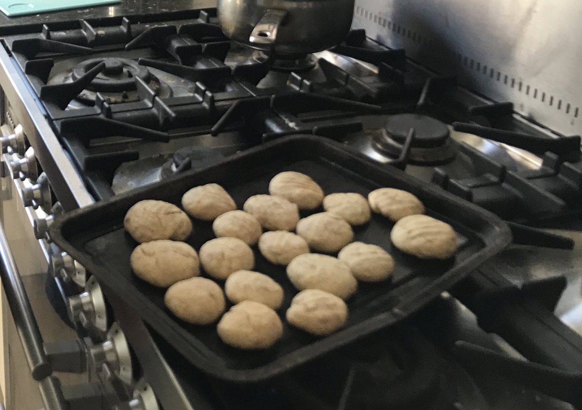 Cookies out the oven! Thank you <a href="/salegrammar/">SaleGrammar</a> #aspireactachieve