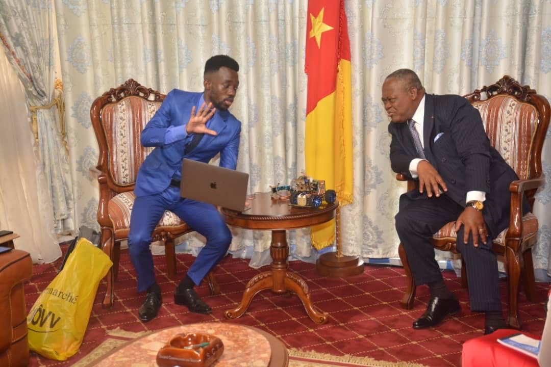 JosephLE_'s tweet photo. J'ai reçu ce jour le jeune ingénieur informaticien Yannick Édouard Mekongo diplômé de L'IAI Cameroun, et concepteur du robot intelligent Pi-Car b Mars Rover. Cet outil pourrait jouer un rôle important dans les nombreux chantiers de modernisation de notre administration publique ! https://t.co/UDlfpIhdbc
