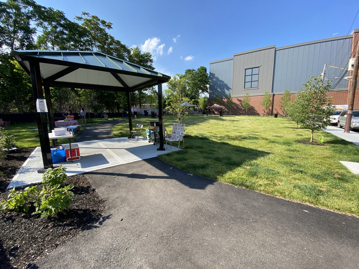 BostonPlans's tweet photo. Last night, members of Burnett Street Garden and Park Inc., (pictured below) which will manage the space, cut the ribbon with their neighbors and celebrated the new green space. https://t.co/nyvnThOFFz