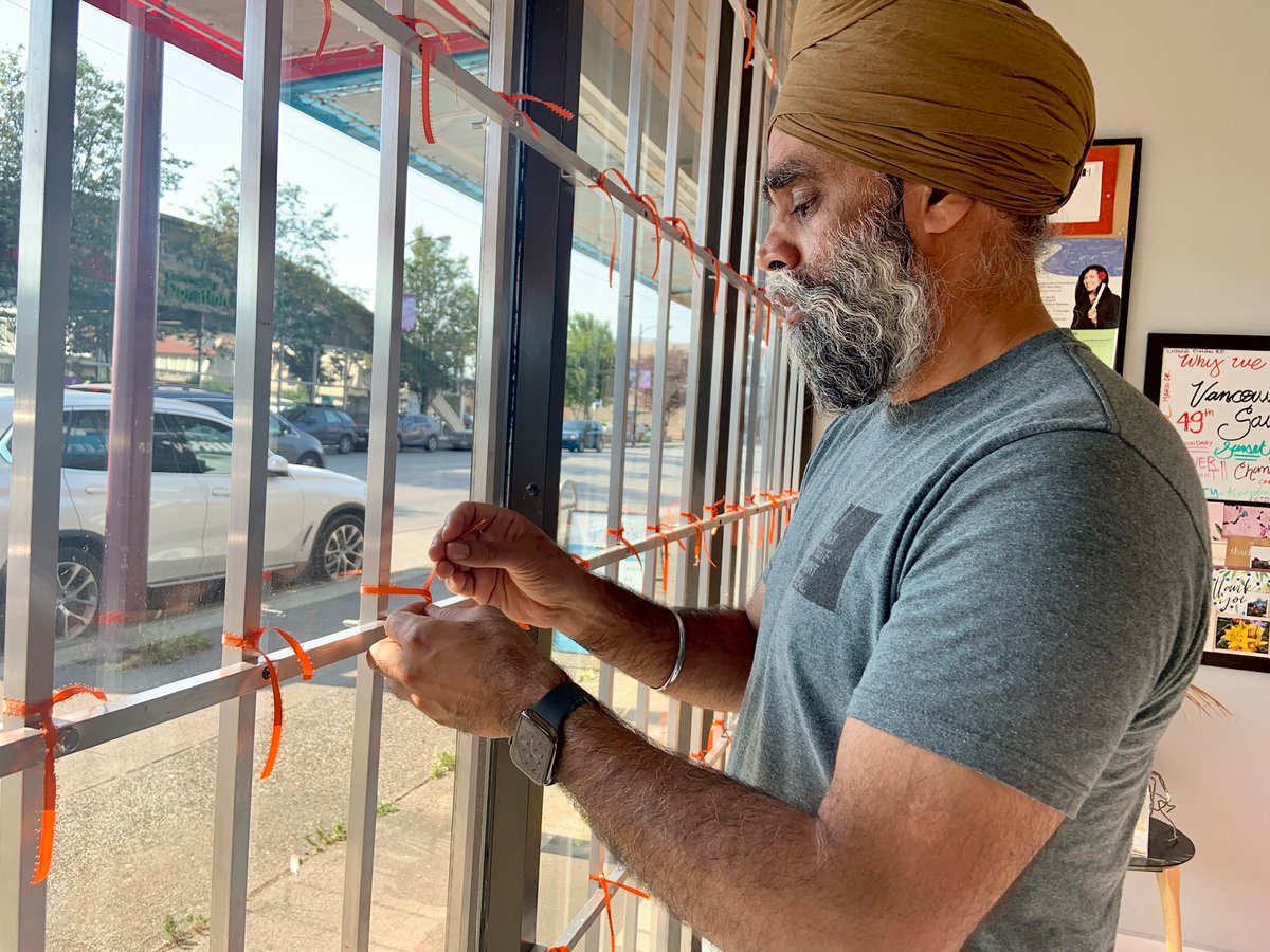 As immigrants, my family &amp; I are proud 🇨🇦s &amp; thankful for the opportunities this land gives us. Despite institutional barriers, the belief that anything is possible in this country gives my family &amp; many immigrants like us an unbreakable sense of loyalty to our home – Canada.