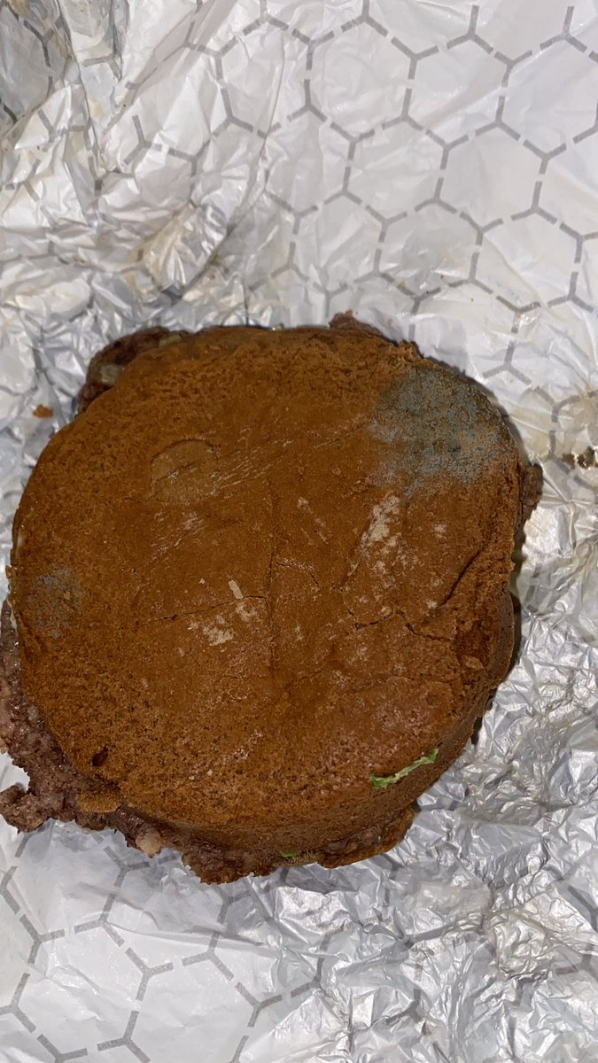 TrinnKingg's tweet photo. frischs on dream street really just sold me this swiss miss with mold on it @FrischsBigBoy https://t.co/T374aeLlWS