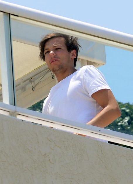 LT_throwback's tweet image. Today in 2012 (July 1) Louis was in Florida.