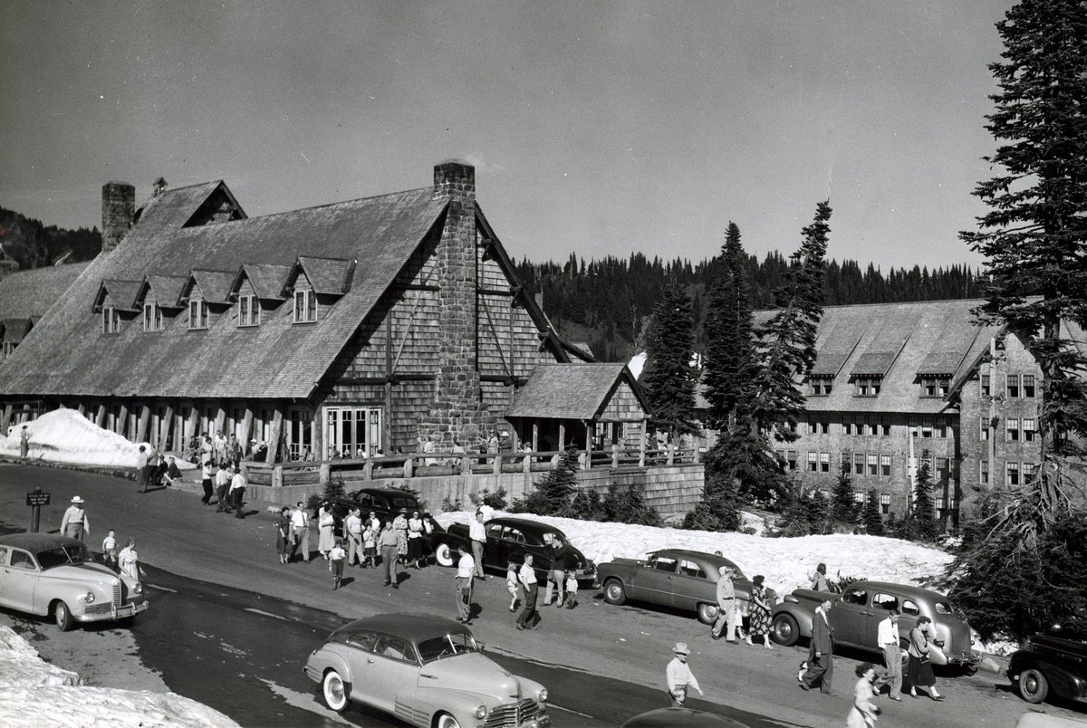WAStateArchives's tweet photo. Happy 104th Birthday, Paradise Inn!
#DYK When #ParadiseInn at Mount Rainier National Park first opened #OTD July 1, 1917, snow kept automobiles from traveling past Longmire. Tourists were ferried to the inn buried in July snow by passenger *sleigh* service. #ThrowbackThursday https://t.co/lwhaSMf9H4