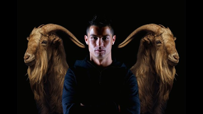 ArobaseGiovanny's tweet photo. Cristiano Ronaldo : 

« Il y a des gens qui me détestent et qui disent que je suis arrogant, égocentrique. Tout cela fait partie de mon succès. Je suis fait pour être le meilleur." https://t.co/nET0dJVj8k