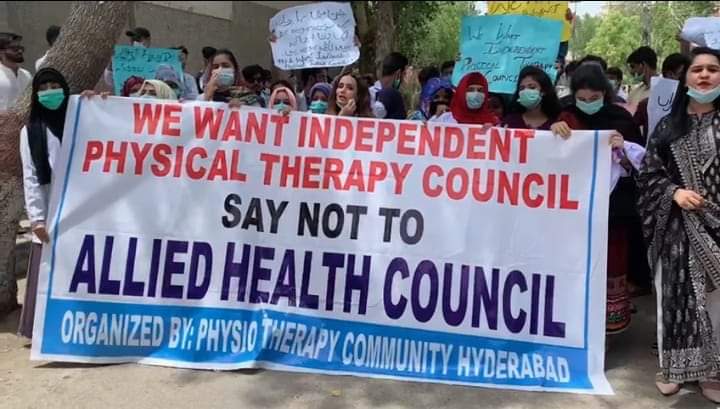 NajmaSh75031281's tweet photo. #PakistanPhysiotherapyCouncil 
#JusticeForPhysioCommunity
We stand for our future https://t.co/QOaSomwEXd