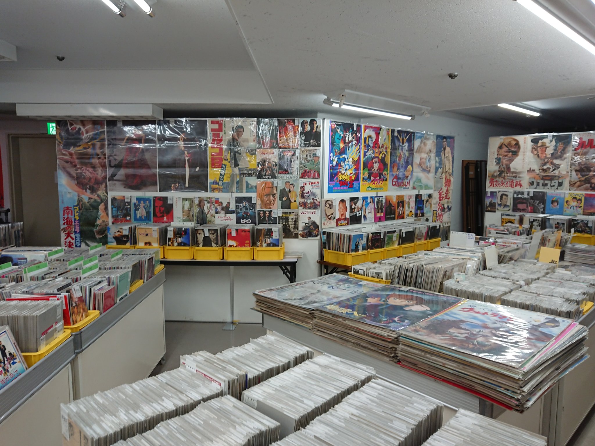 最高級 CINEMASCOPE銀の盃(映通社) www.sanagustin.ac.id