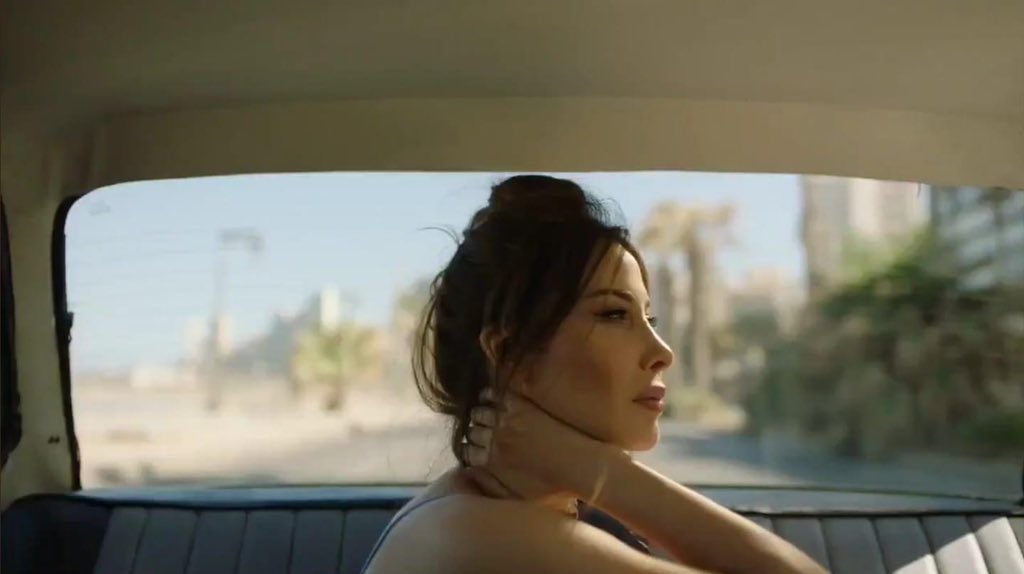 nancyajram_leb's tweet photo. بدي حدا حبه .. عنجد زهقت ❤
غدا الاغنية كاملة على قناة نانسي عجرم الرسمية 
https://t.co/Kj96PWyXX8
@NancyAjram https://t.co/ChS09Tz9xH