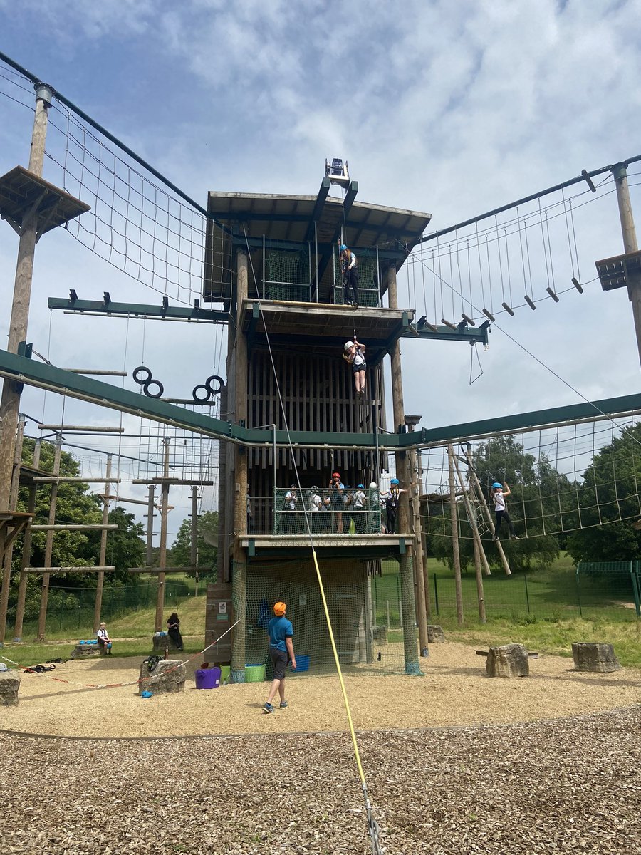 MissLilley1's tweet photo. So proud of year 4 today! The children showed brilliant resilience and supported one another. The staff at Vertigo Adventures praised them on their wonderful behaviour too! 🤩🧗‍♀️🧗🏻 https://t.co/SEuvfz87Hu