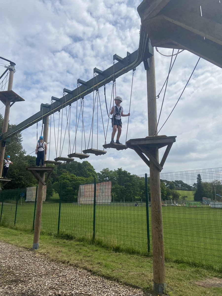 MissLilley1's tweet photo. So proud of year 4 today! The children showed brilliant resilience and supported one another. The staff at Vertigo Adventures praised them on their wonderful behaviour too! 🤩🧗‍♀️🧗🏻 https://t.co/SEuvfz87Hu