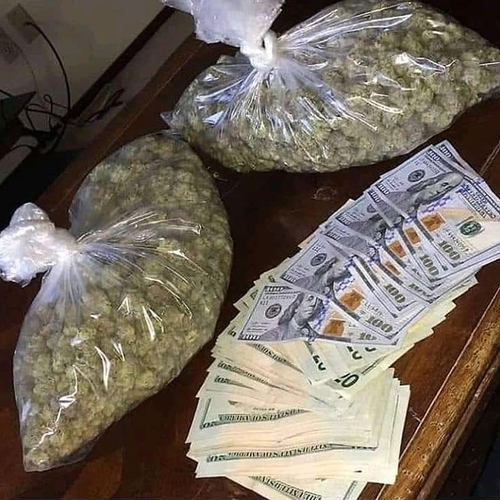 4Growe's tweet image. 