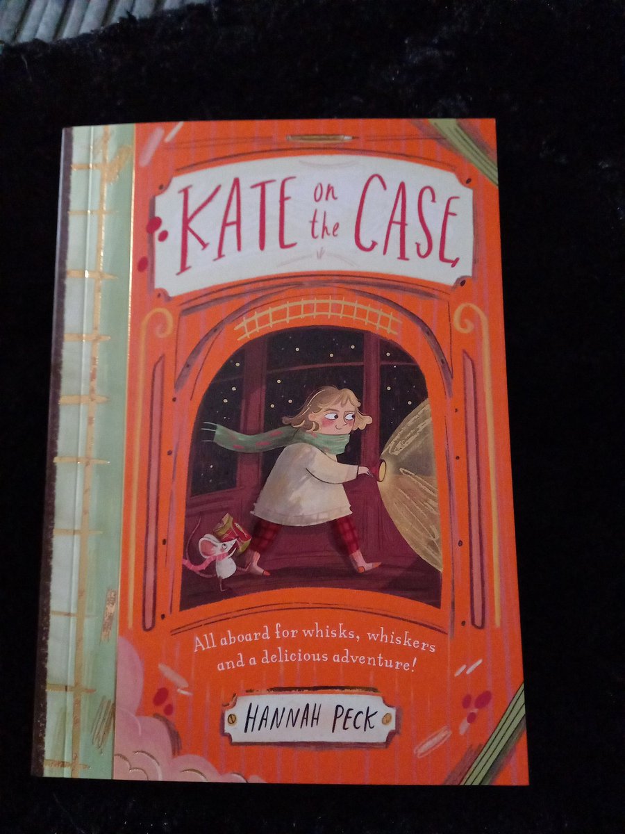 Thank you @PiccadillyPress for this beautiful book... I'm excited to read and share #KateOnTheCase @hpillustration_ soon - and #BookBound blog review it too 🥰