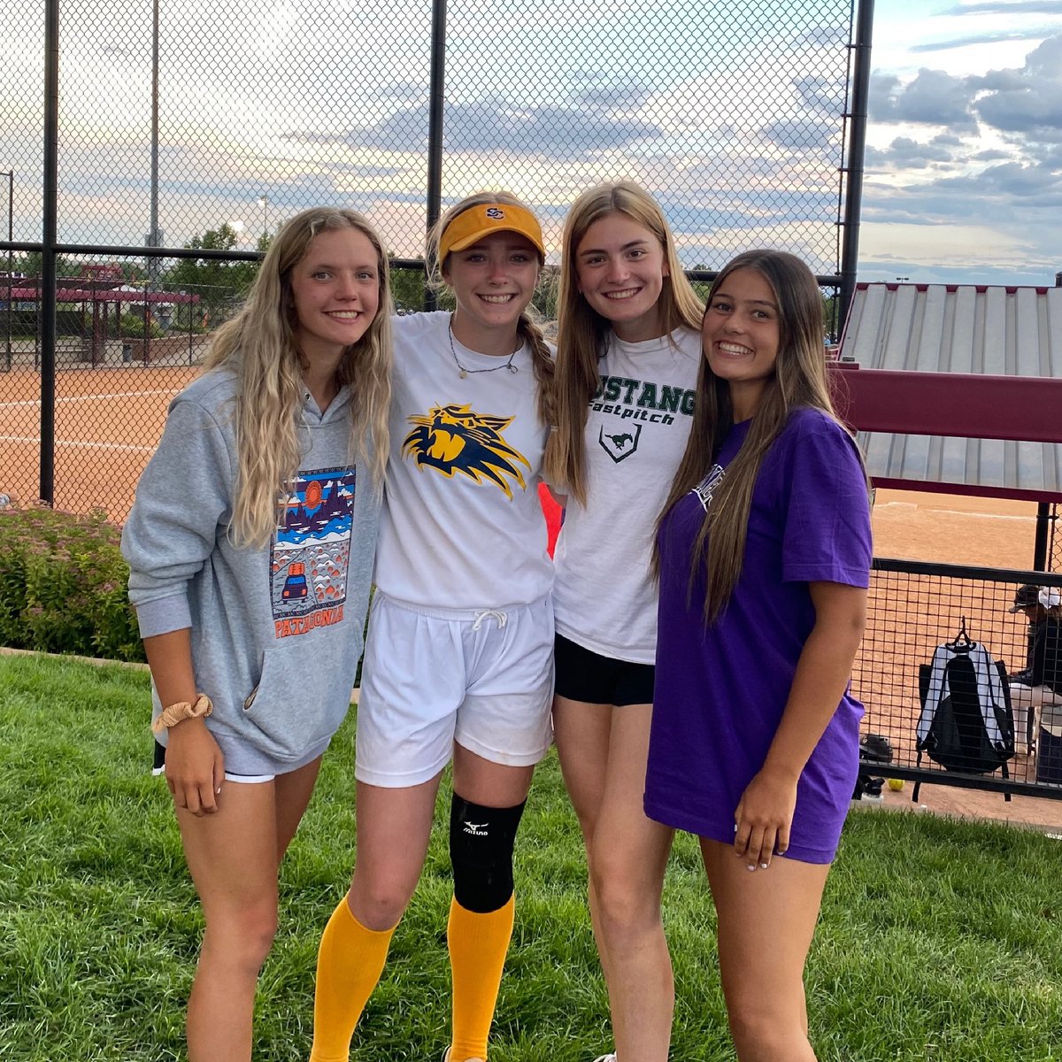 RHS softball tweet media