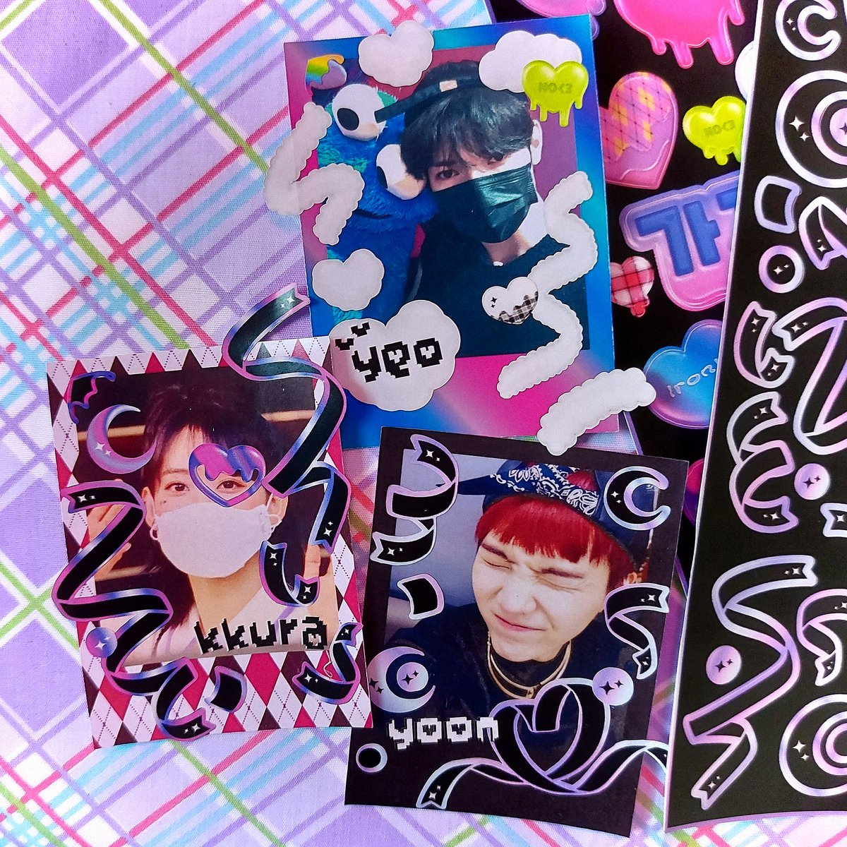 somehow_com's tweet image. polcos decoradas com os adesivos dessa season 💘