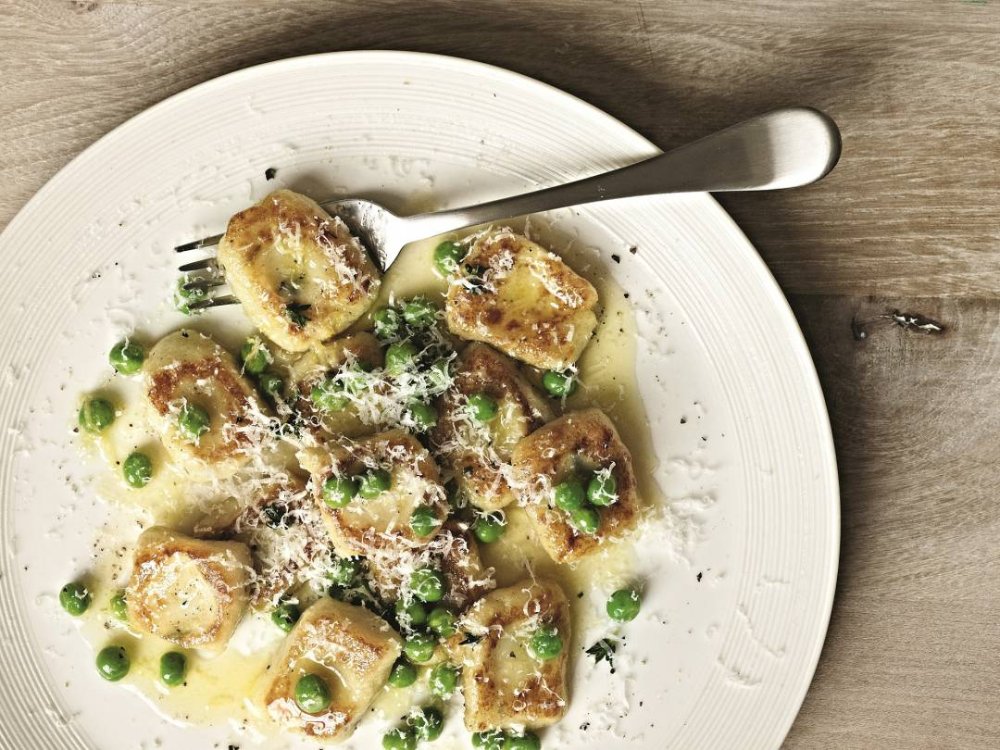 Home-Made Gnocchi Recipe | Gordon Ramsay Recipes

https://t.co/Ue1hjrxgu6 https://t.co/qcfavKAWVD