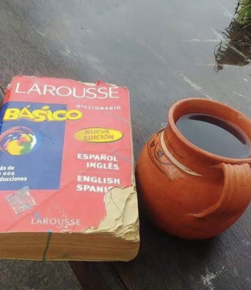 DruzzoG's tweet photo. con este clima!!😍😍🌥🌥🌧🌧🌧☕️☕️
#cafecito #nublado #librito https://t.co/7KXrIqFcIB