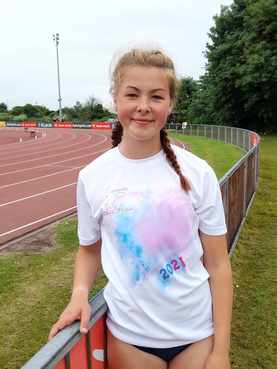 philippa.runs tweet media