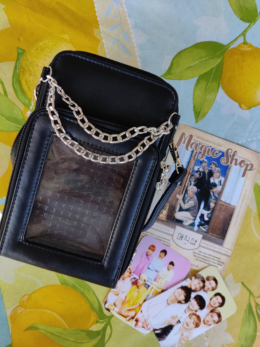 __sunsetgirl__'s tweet photo. Thank you so much for holding this go @MagicShop_UK It arrived safely today 💜 and thank you @lupicoshop for this beautiful ita bag 😍💜
#MagicShopUKReviews https://t.co/o6lAq0w3y0