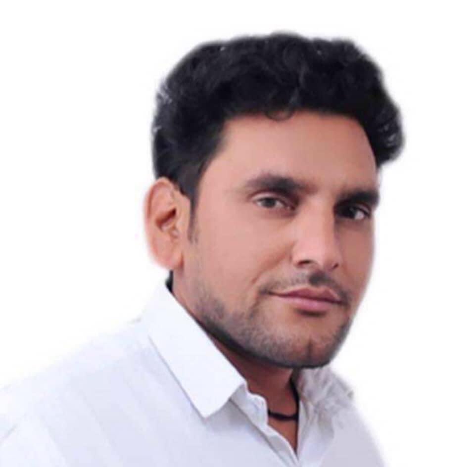 AnujDedha19's tweet photo. बड़े भाई अमित  डेढा  को यूथ कॉन्ग्रेस अध्यक्ष पद जिला करावल नगर  जीतने पर बहुत बहुत हार्दिक बधाई और अनेकों शुभकामनाएं मैं आपके उज्जवल भविष्य की कामना करता हूं 💐💐💐💐🙏🙏#SoniaGandhi #RahulGandhi #PriyankaGandhiVadra #AnilChoudhary #IYC #SachinPilot  #aajtak #karwalnagar https://t.co/fy2APQpD9F