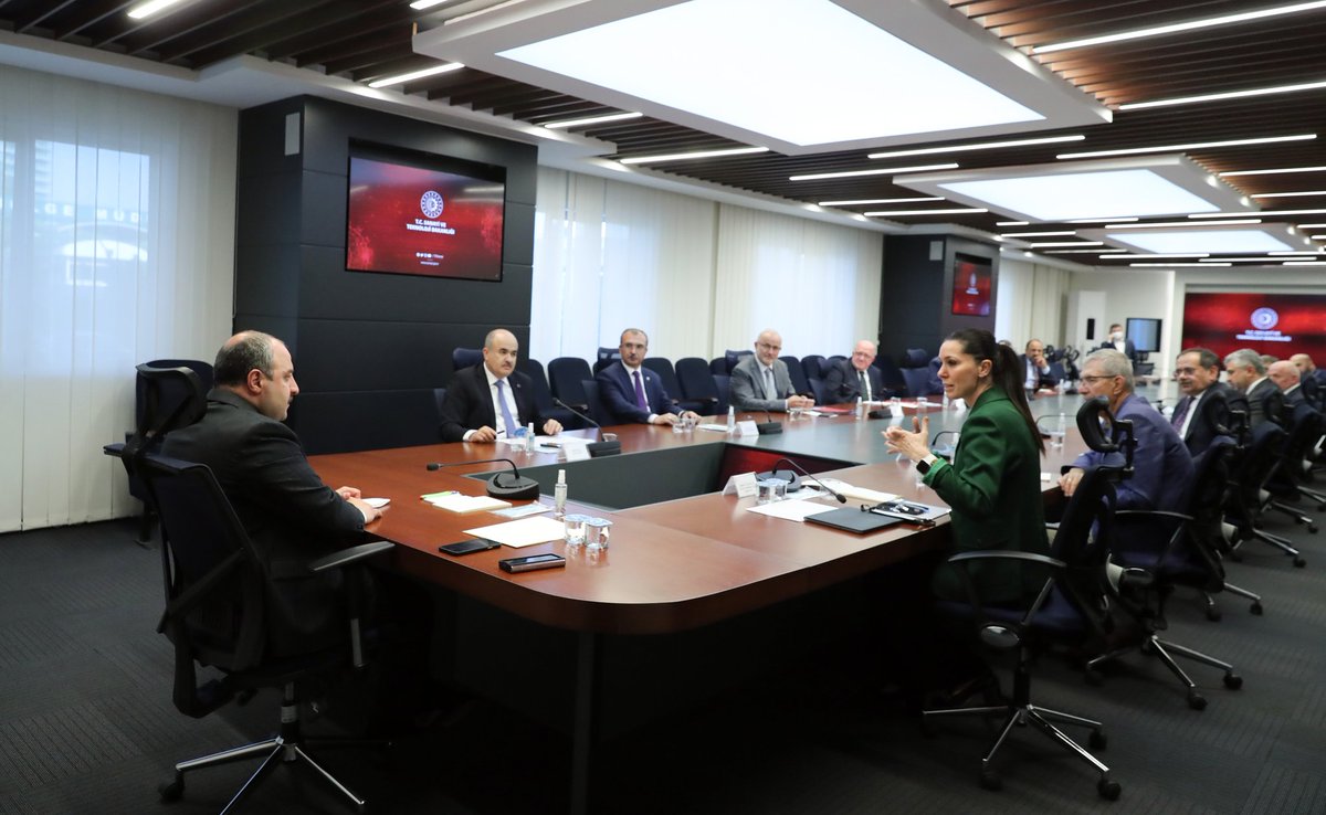 Ersan AKSU🇹🇷 (@avukatersanaksu) on Twitter photo Ankara'daki temaslarımıza Sanayi ve Teknoloji Bakanımız Sn. <a href="/varank/">Mustafa Varank</a> ile gerçekleştirdiğimiz toplantı ile devam ediyoruz. #Samsun heyeti olarak ziyaret ettiğimiz Sn. Bakanımız ile teknoloji ve sanayi yatırımlarını ele aldık. Ankara'daki temaslarımıza Sanayi ve Teknoloji Bakanımız Sn. <a href="/varank/">Mustafa Varank</a> ile gerçekleştirdiğimiz toplantı ile devam ediyoruz. #Samsun heyeti olarak ziyaret ettiğimiz Sn. Bakanımız ile teknoloji ve sanayi yatırımlarını ele aldık.