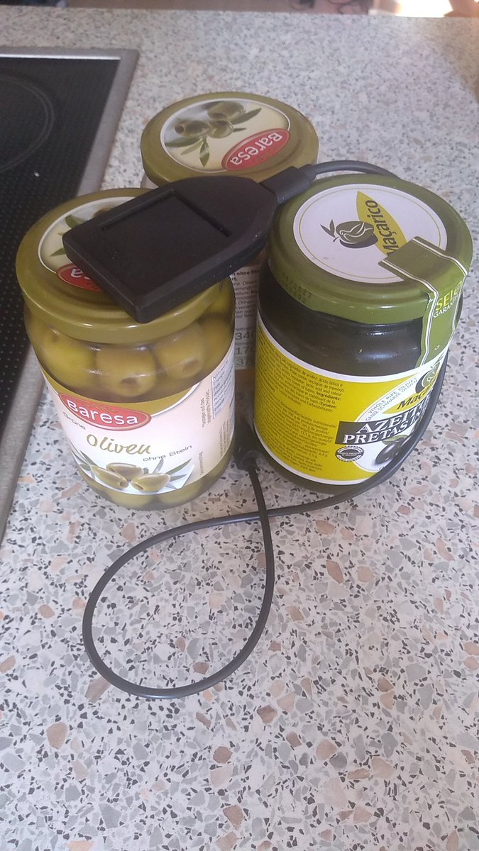 acecrypto33's tweet image. Showing off my olives stack @Trezor #bitcoin #olives #stackSat #lebaneseCrisis #lebanon