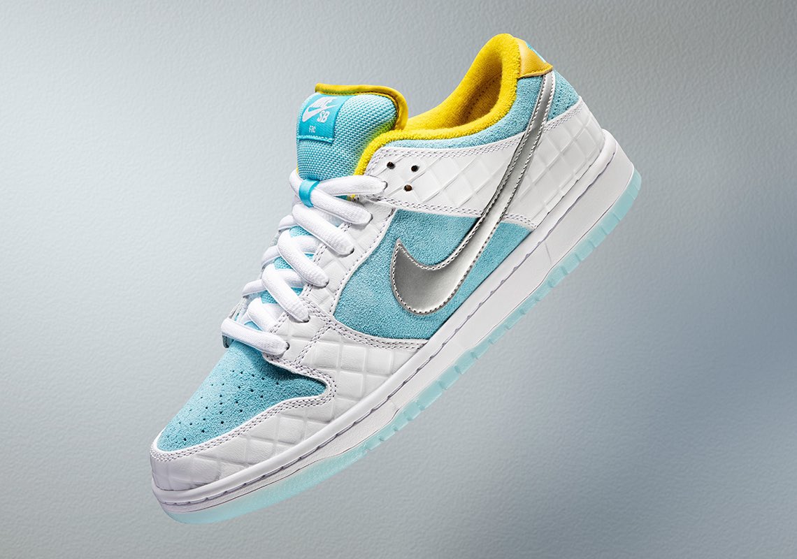 CFinestKickz's tweet photo. Nike SB Dunks Tokyo @Olympics Games Collection
Official Images https://t.co/l15ETk0XDS