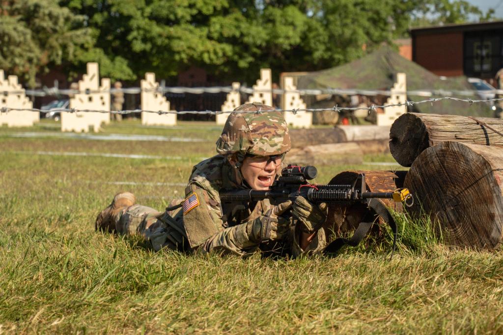 Army ROTC tweet media