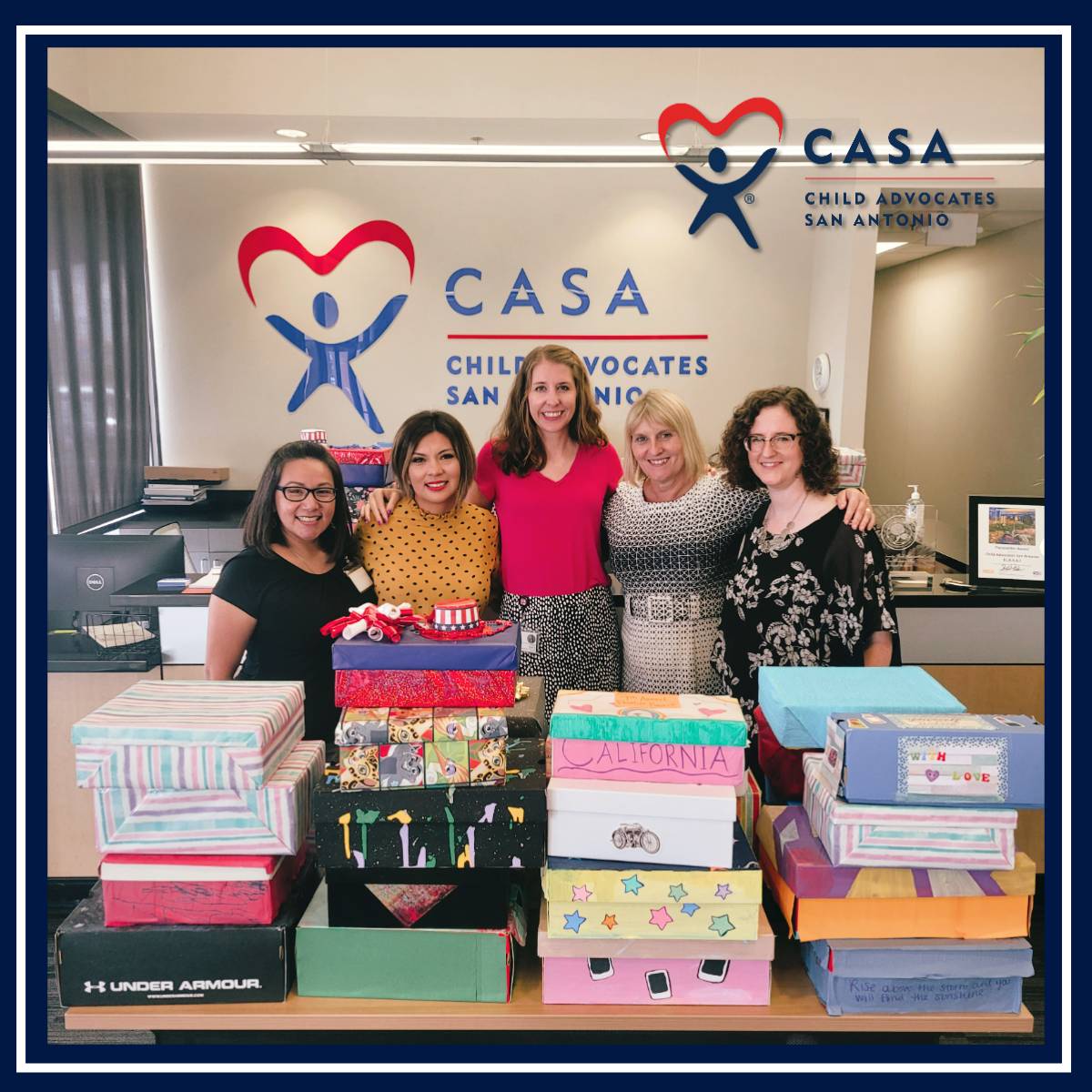 CASA_SATX's tweet image. Thank you to @uiwcardinals for your donation of shoeboxes filled with everyday toiletries for our foster youth. These shoeboxes were decorated &amp;amp; filled by compassionate students in our community! #SupportCASA #giveback #community #shoeboxproject #casasatx #getinvolved