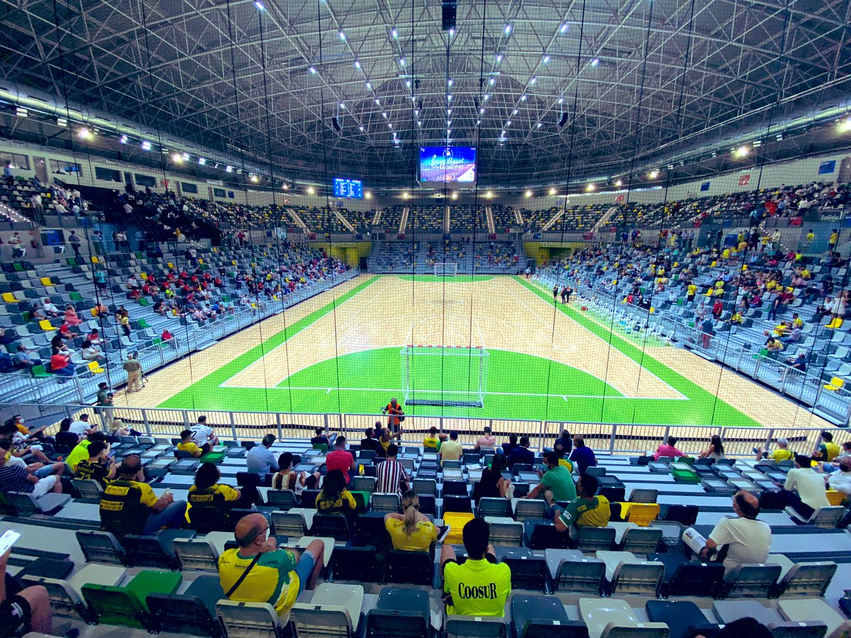 No es el Palau San Jordi, no es el Martín Carpena, no es el WiZink Center, no es la Caja Mágica… 

Es el #OLIVOARENA 🏟 de #Jaén