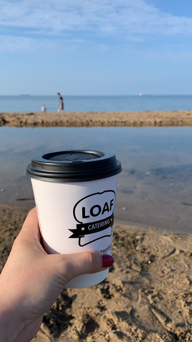 But also a takeaway coffee and a skipped bedtime for the beach is pretty perfect too 👌🏼