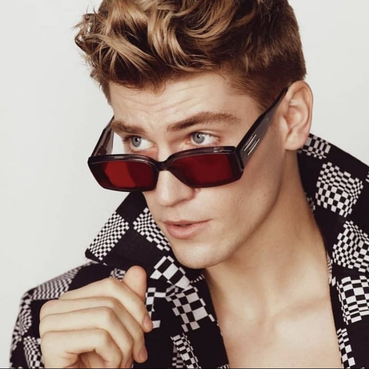 archivedpg's tweet image. happy birthday king! I love you