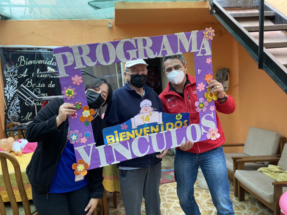 NeilCastillo18's tweet image. ✅PROGRAMA VÍNCULOS !!! 
Por protocolos no pudimos juntarnos como siempre, pero se VISITÓ A 92 Mayores. Se entregó la GUÍA DE BENEFICIOS DEL ESTADO y un KIT DE ESTIMULACIÓN COGNITIVA
Como @SENAMAGOB se agradece @MuniArica
#AdultoMayor 
#EnvejecimientoActivo