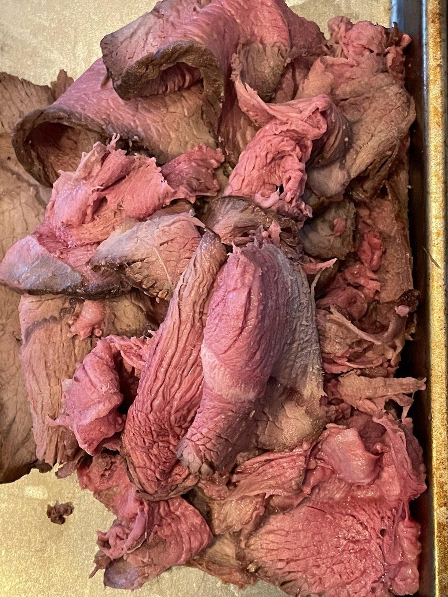 lorenzosorice's tweet photo. @MelonieMac Yo…a little #MeatThursday!? Smart! https://t.co/8b9N6hmFOV