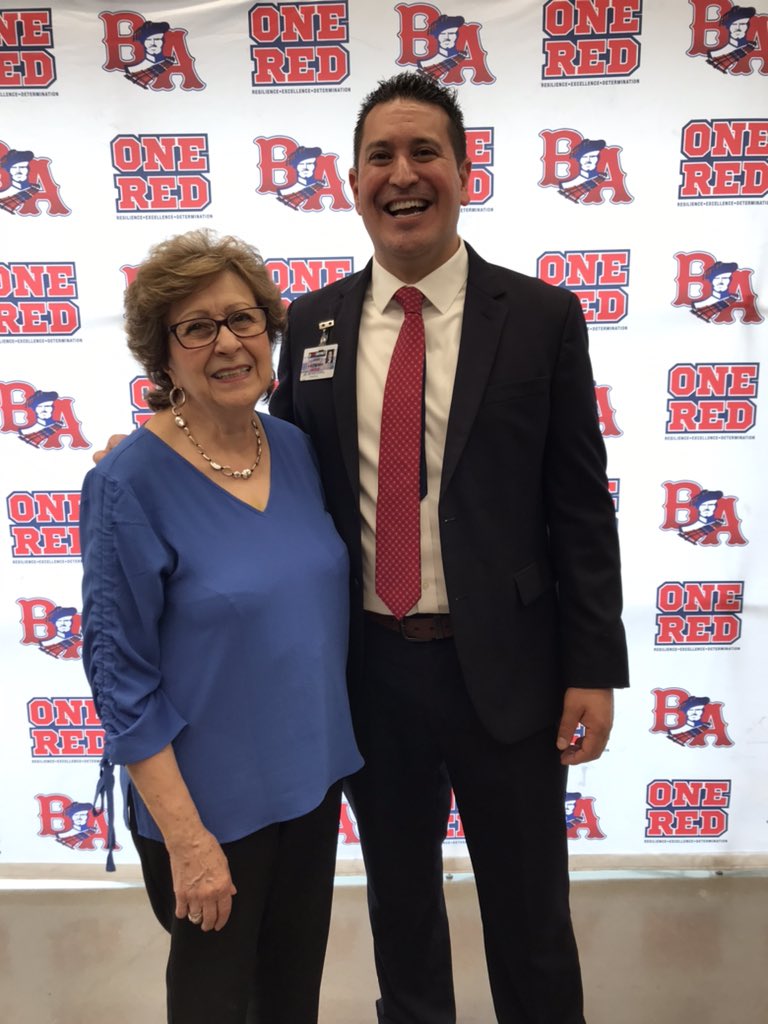 BelAirHigh's tweet image. Welcoming Mr. Valtierra and his beautiful family to #bigredpride
and the #OneRed Community! 

@BA_Highlanders @ODPHIRuben @BAHSMottinger @Doc_Oct_BAHS