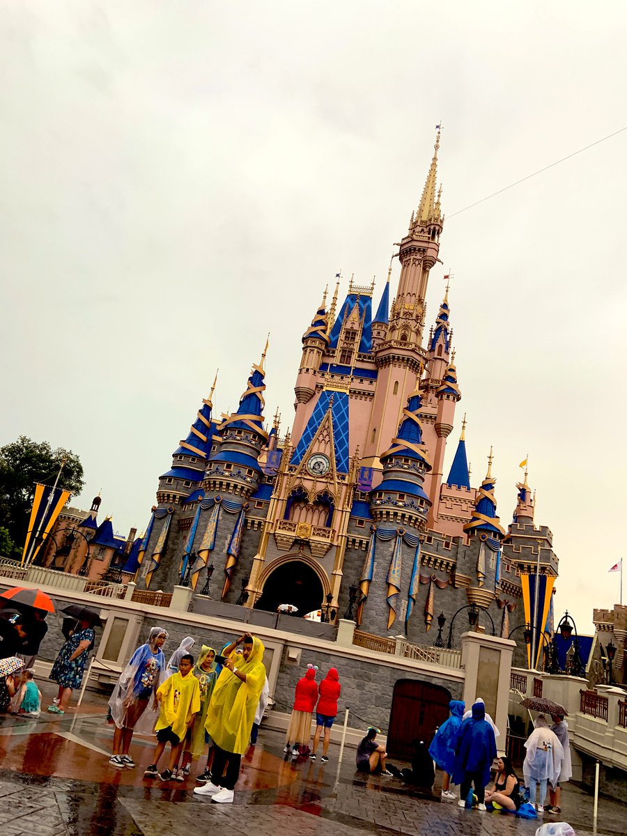 OrlandoMag's tweet photo. In @WaltDisneyWorld for #HappilyEverAfter debut! Will we or won’t we? We will see. 🤞🏻 https://t.co/QRYizXOWz6