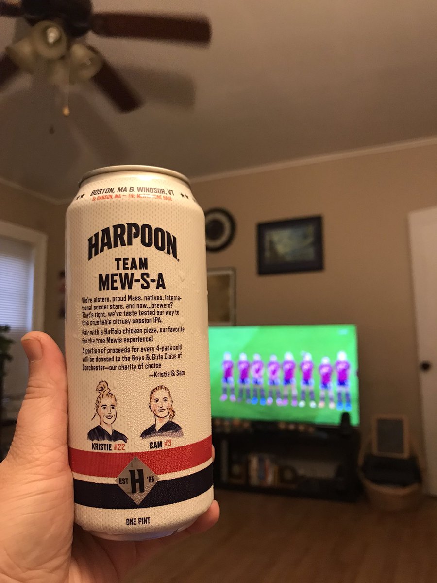 dropdeadbroke87's tweet photo. Enjoying some #MEWSA beer while watching the MEWIES start for the @USWNT #LFG @KristieMewie @sammymewy @harpoonbrewery https://t.co/0oJjrocY6N